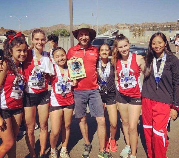 women's cross country with coach lander at mt sac